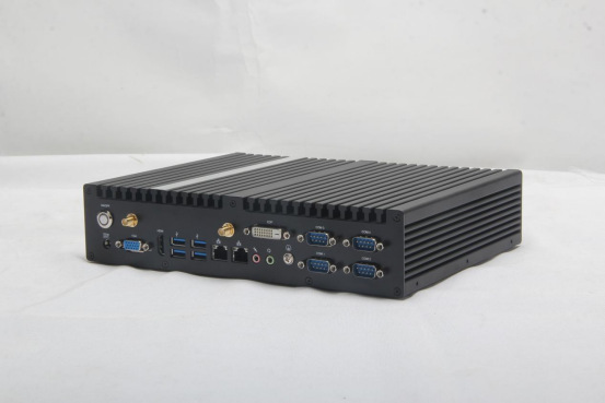 嵌入式工控機(jī).png 嵌入式工控機(jī).png