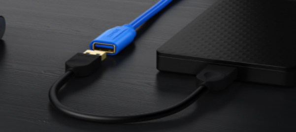 移動(dòng)硬盤連接UBS接口.png 移動(dòng)硬盤連接UBS接口.png