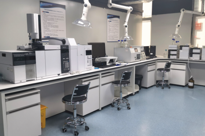 學(xué)?？蒲许?xiàng)目