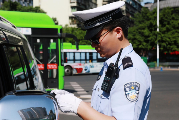 交通警察.png 交通警察.png