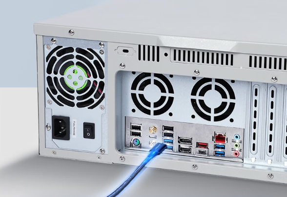 工控機端口.png 工控機端口.png