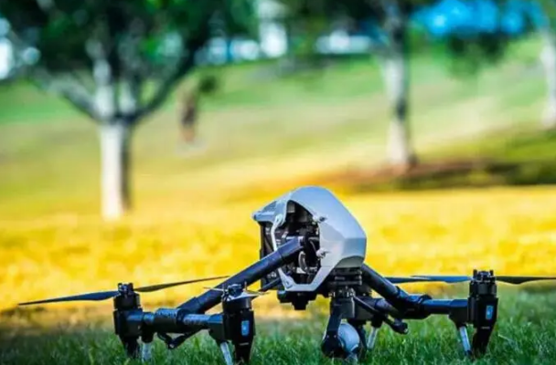 無人機(jī).png 無人機(jī).png