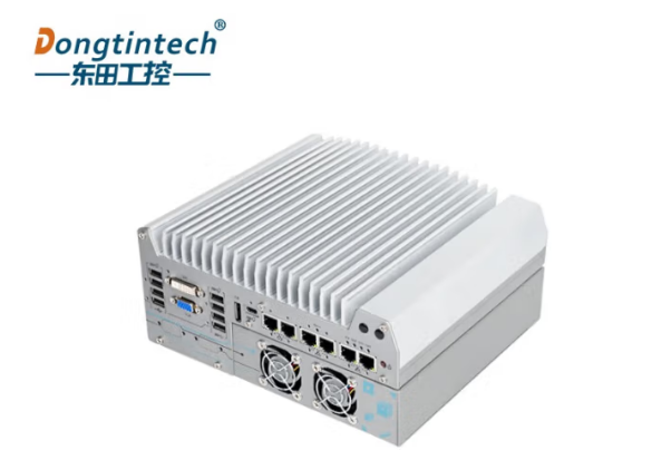 東田嵌入式智慧工地工控機(jī).png
