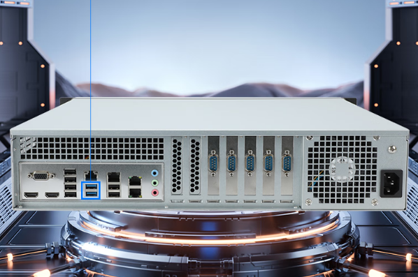 東田國(guó)產(chǎn)信創(chuàng)工控機(jī)端口.png 東田國(guó)產(chǎn)信創(chuàng)工控機(jī)端口.png