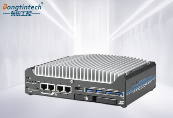 東田嵌入式工控機(jī).png