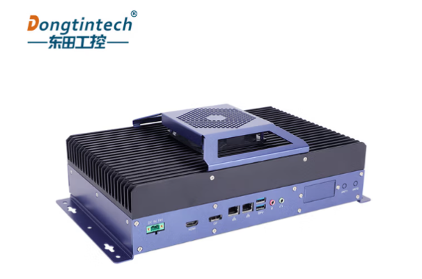 東田嵌入式工控機(jī).png 東田嵌入式工控機(jī).png